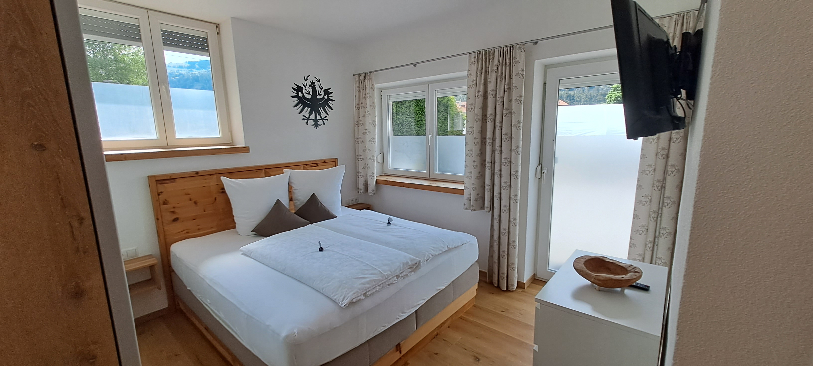 Frühstückspension: Zirbenzimmer Apart Tirol - Haus Tirol Appartements