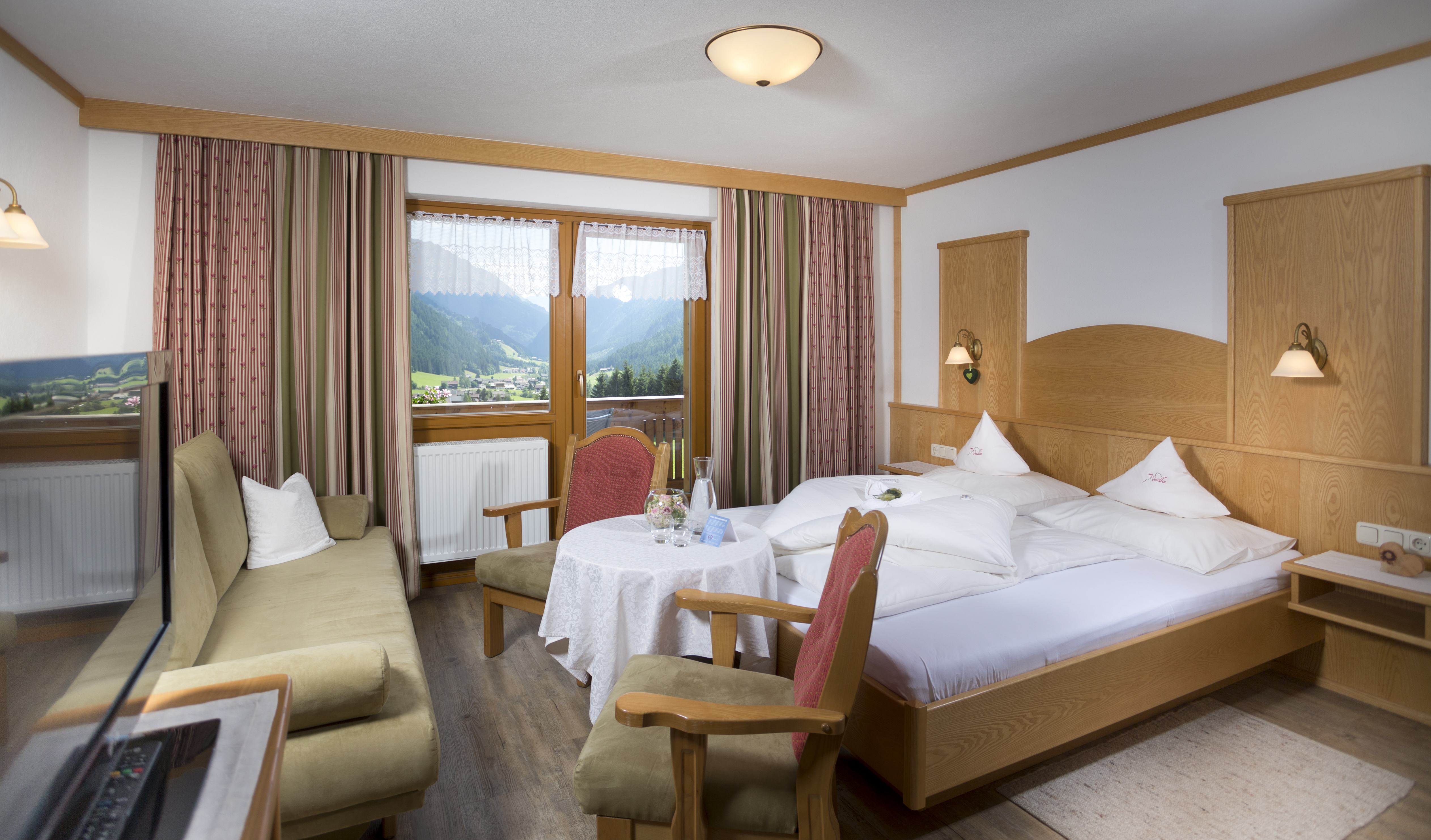 Haus Veidlis Zimmerkategorien Mehrbettzimmer 