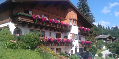 Pensionen - Parkplatz: kostenlos bei der Pension - Leogang - Haus Heidi im Sommer  - Haus Heidi