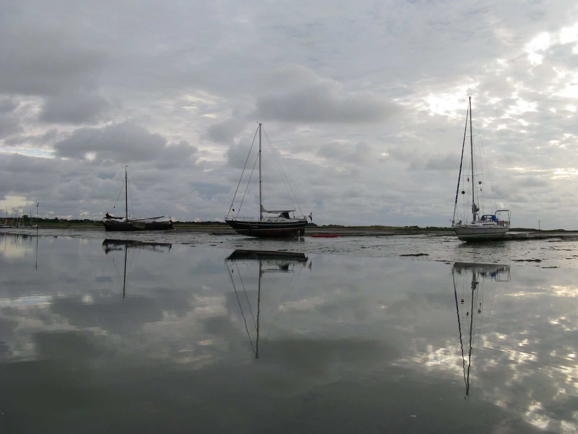 Frühstückspension: Fahrrinne bei Ebbe - Ferienhaus Mariechen an der Nordseeküste