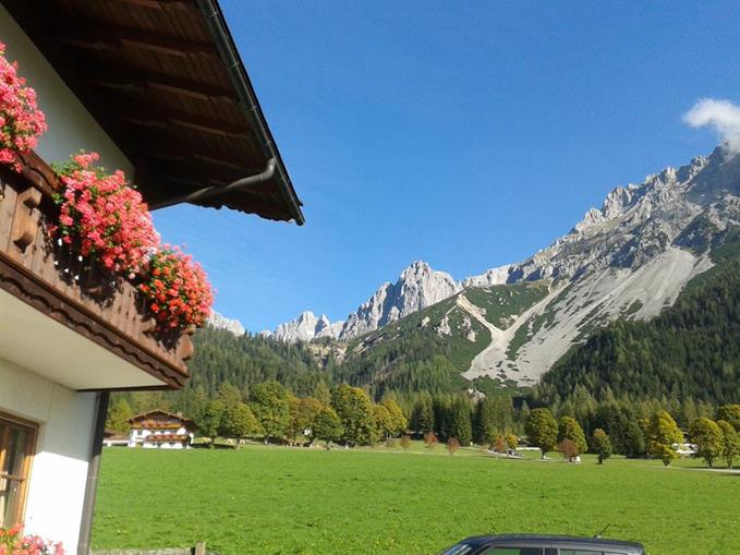 Pensionen - Garten - Hallstatt - Gästehaus Birkhahn
