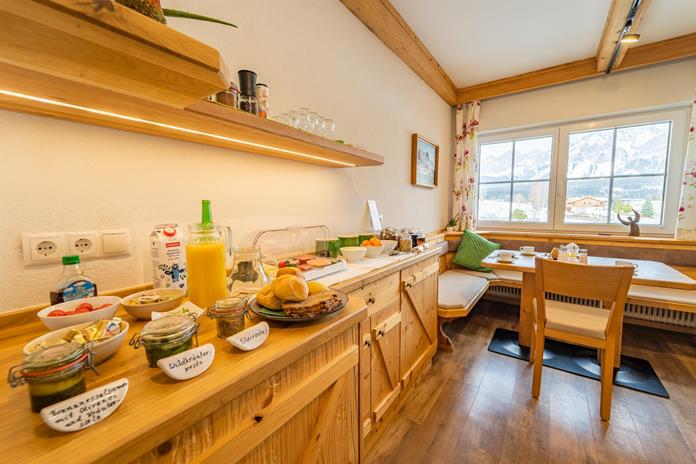 Frühstückspension: Pension Restaurant Braunhofer