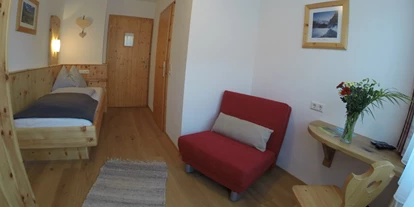 Pensionen - Parkplatz: kostenlos bei der Pension - Hallstatt - Einzelzimmer mit Badezimmer und Balkon - Entingerhof