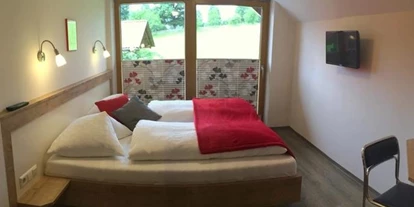 Pensionen - Parkplatz: kostenlos bei der Pension - Hallstatt - Doppelzimmer - Bio-Bauernhof Simonbauer
