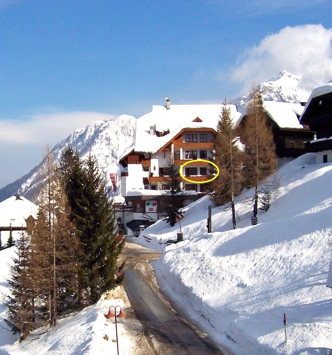 Frühstückspension: Haus Carinthia mit App. Sonja im 2. Stock mit westseitigem Balkon - Appartement Sonja im Haus Carinthia am Nassfeld