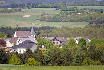 Frühstückspension: Geisfeld ist ein kleines idyllisches Dorf im Hunsrück - Landhaus HEIMISCH