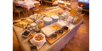 Pensionen - Parkplatz: kostenlos bei der Pension - Leogang - Frühstücksbuffet - Gästehaus Fellner