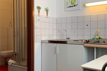 Frühstückspension: Apartment Küche und Bad - Aparthotel & Pension Belo Sono