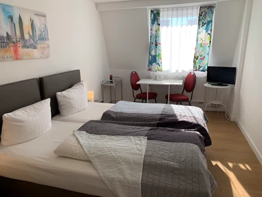 Frühstückspension: ECO Twin mit Etagenbad - Aparthotel & Pension Belo Sono