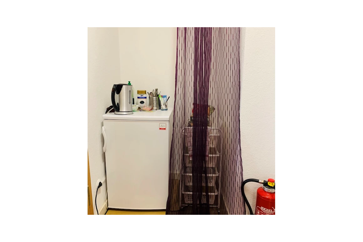 Frühstückspension: Gemeinschaftlich genutzte Küchenecke Flur ECO Zimmer mit Etagenbad - Aparthotel & Pension Belo Sono