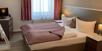 Pensionen - Restaurant - München - Einzimmerapartment - Schlafzimmer - Aparthotel & Pension Belo Sono