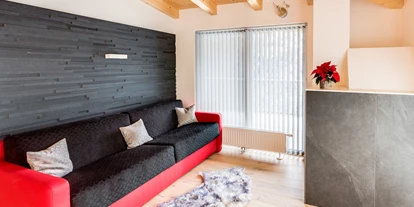 Pensionen - WLAN - Ötztal - Penthouse Schneerose Wohnraum - Pension Edmund
