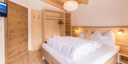 Pensionen - WLAN - Ötztal - Penthouse Schneerose Schlafzimmer - Pension Edmund
