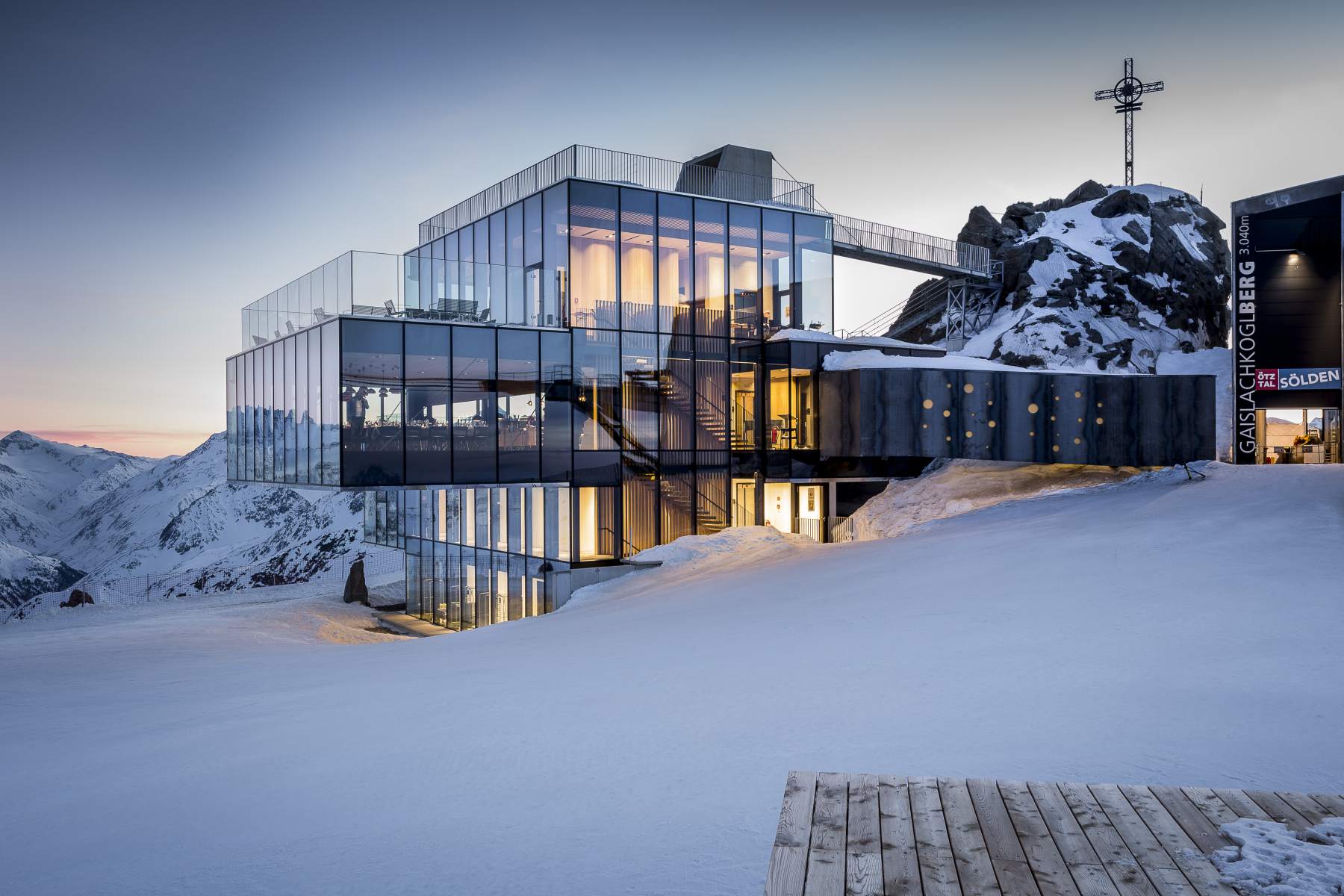 Pension Edmund Ausflugsziele 007 Elements & Ice Q