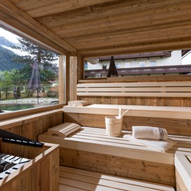 Frühstückspension: Finnische Sauna in der Sauna-Hütte im Gästehaus Rosenhof & Birkenhof in Mayrhofen/Zillertal. - Gästehaus Rosenhof und Birkenhof