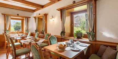 Pensionen - Parkplatz: kostenlos bei der Pension - Alpbach - Frühstücksbuffet im Birkenhof. Für Gäste im Birkenhof inklusive. - Hotel Garni Birkenhof & Apartments Rosenhof