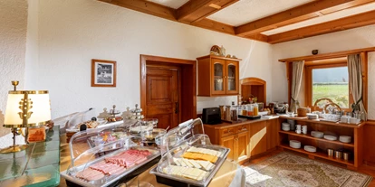 Pensionen - Parkplatz: kostenlos bei der Pension - Alpbach - Das Frühstücksbuffet im Birkenhof. Für Gäste im Birkenhof inklusive. - Hotel Garni Birkenhof & Apartments Rosenhof