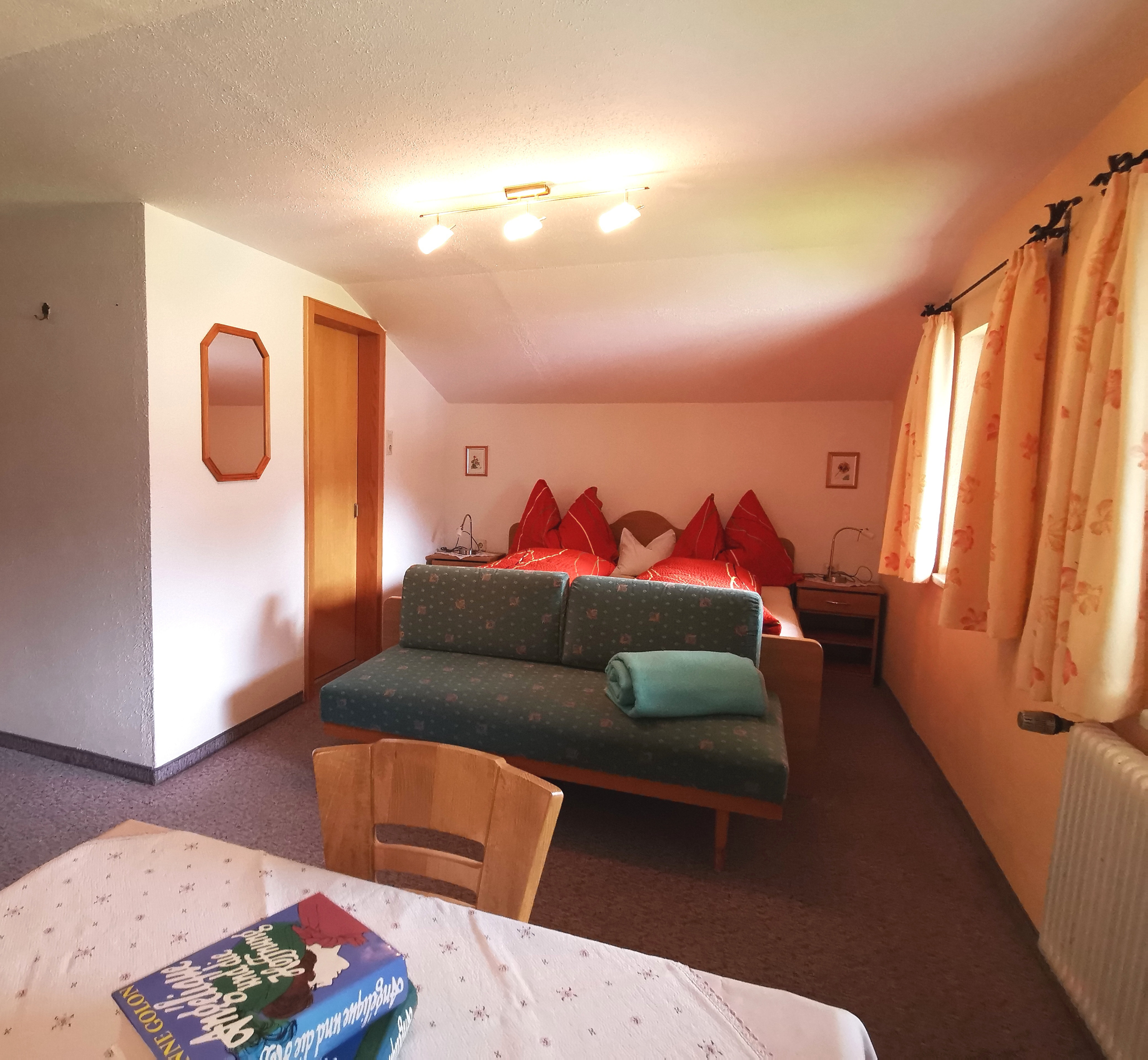 Frühstückspension: Doppelzimmer "Geishorn" ohne Balkon - Pension Tannheim