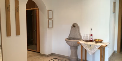 Pensionen - Balkon - Innsbruck - Saunabereich - Jenneweinhof