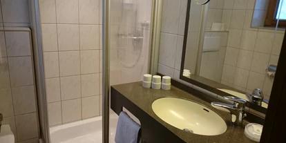 Pensionen - Balkon - Innsbruck - Badezimmer - Pension Rosengarten