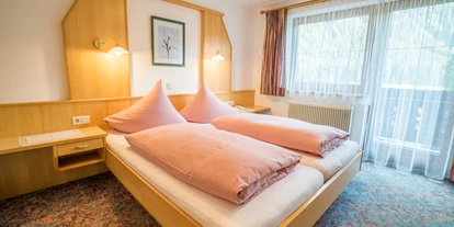 Pensionen - Balkon - Innsbruck - Doppelzimmer Gletscherblick - Frühstückspension Haus Markus