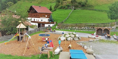 Pensionen - WLAN - Ötztal - Kinderspielplatz der Veitenhof - Bio & Reiterhof der Veitenhof