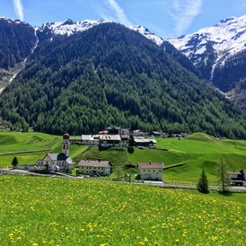 Frühstückspension: Niederthai im Ötztal in Tirol Ferienwohnungen der Veitenhof Sommer - Bio & Reiterhof der Veitenhof