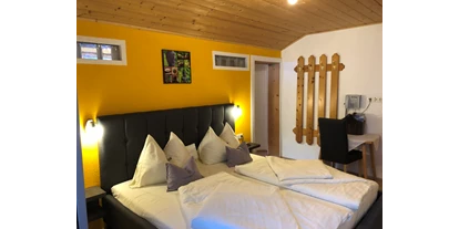 Pensionen - Parkplatz: kostenlos bei der Pension - Osttirol - Ferienwohnung Eichham - Gästehaus Schlossnerhof***