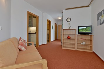 Frühstückspension: Morgensonne gemütlich für Familien oder Paare die mehr wohnen schätzen - Hotel Garni Tirol im Kaiserwinkel