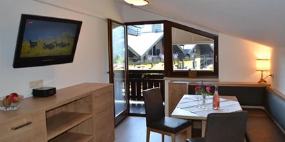 Pensionen - Parkplatz: kostenlos bei der Pension - Hallstatt - Frühstückspension Gästehaus Elisabeth