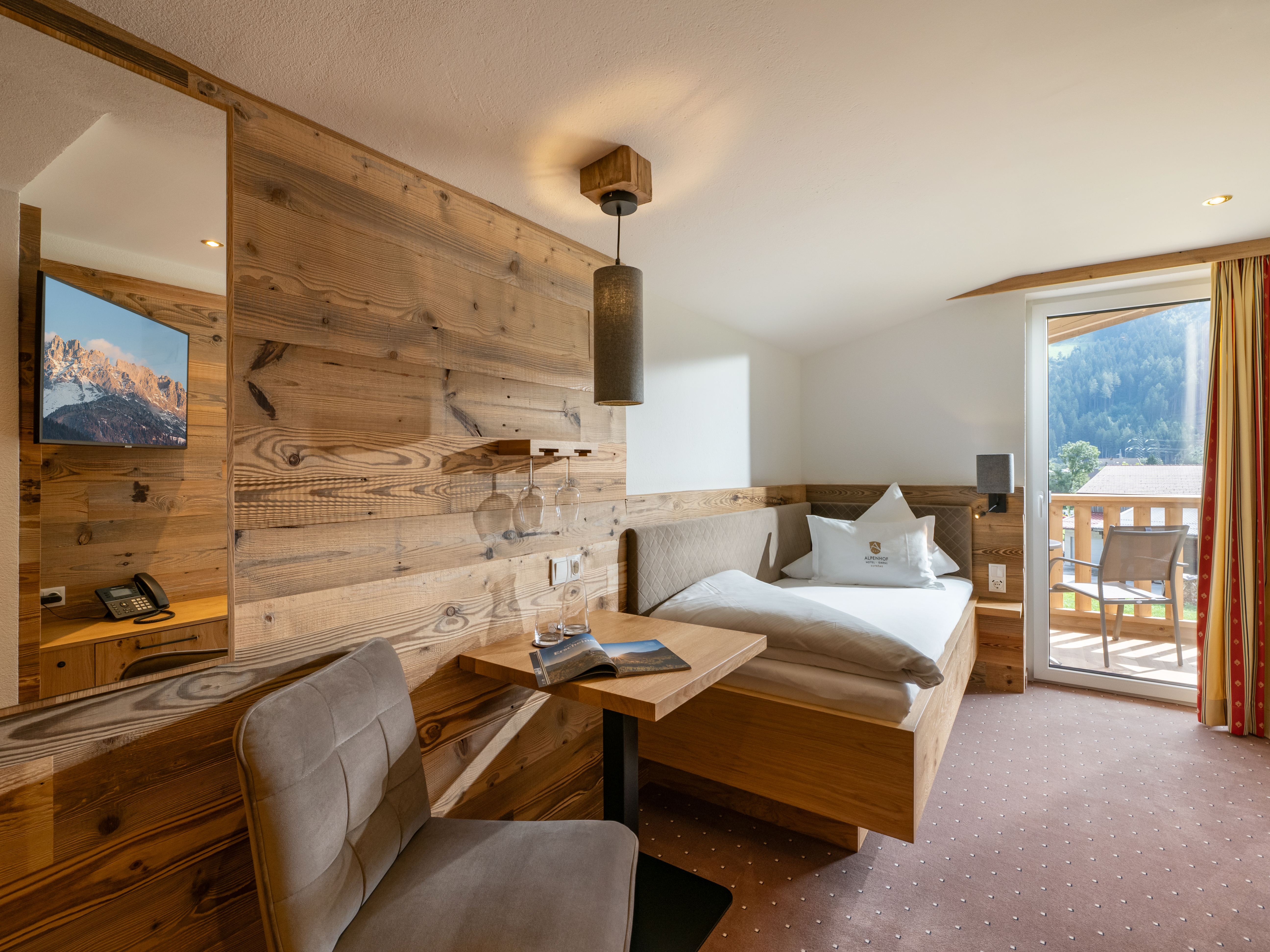Frühstückspension: Alpenhof Hotel Garni Suprême