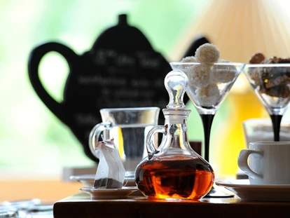 Pensionen - Balkon - Oberstdorf - Täglich Fünf-Uhr-Tee/Kaffe kostenlos - Wohlfühlhaus Evelin