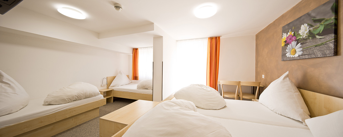 Pension zum Löwen Zimmerkategorien Vierbettzimmer