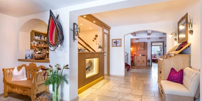 Pensionen - Garten - St. Gallenkirch - Eingangshalle - Hotel Garni Lavendel