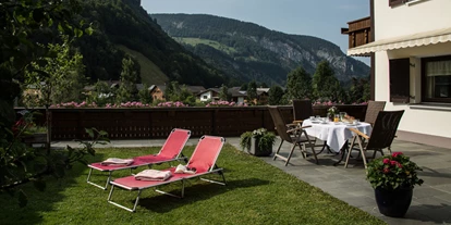 Pensionen - Garten - Vorarlberg - Sonnenterrasse - Gästehaus Lässer