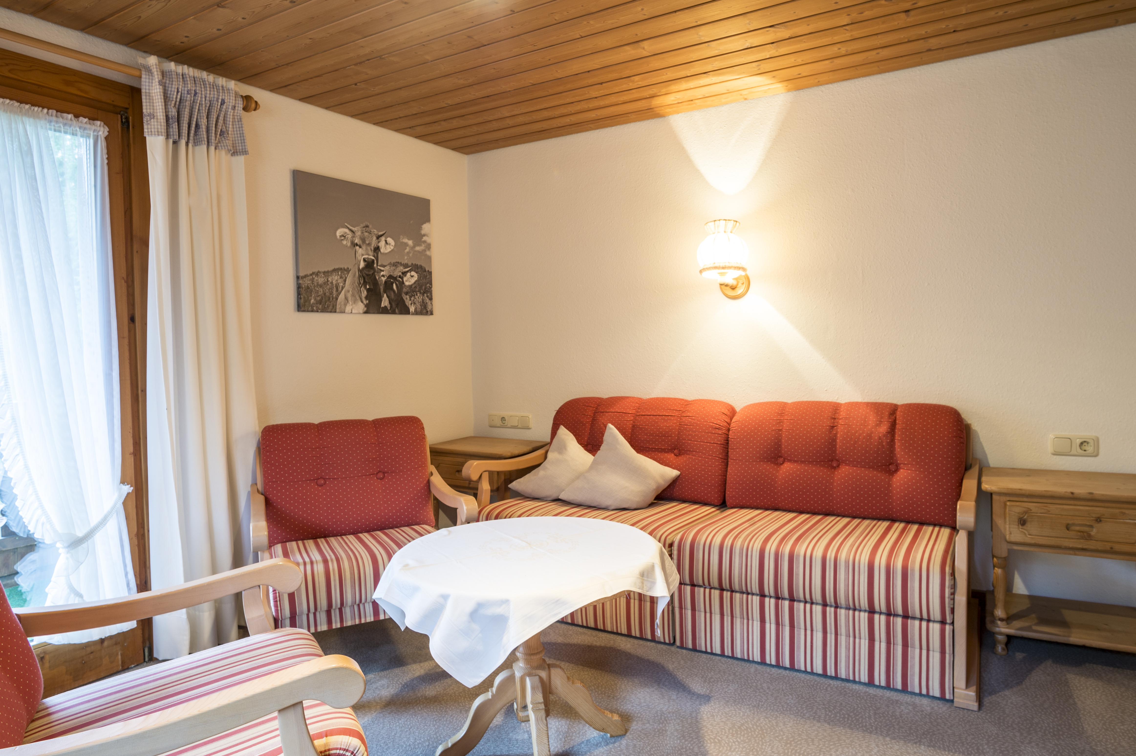 Frühstückspension: Ferienwohnung Wohnzimmer - Gästehaus Tannegg