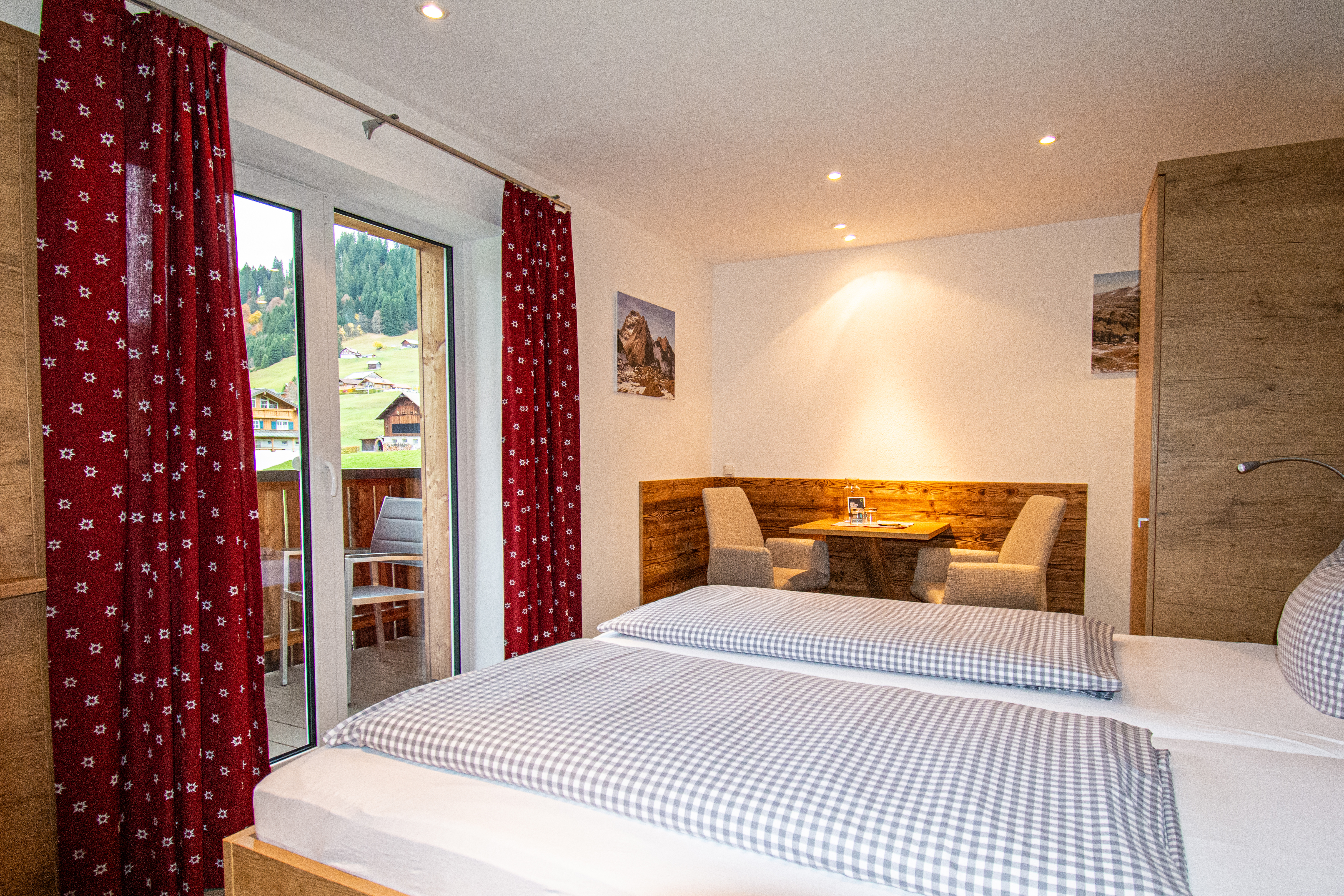 Frühstückspension: Zimmer Kategorie Talblick - DAS KLEEMANNs - adults only