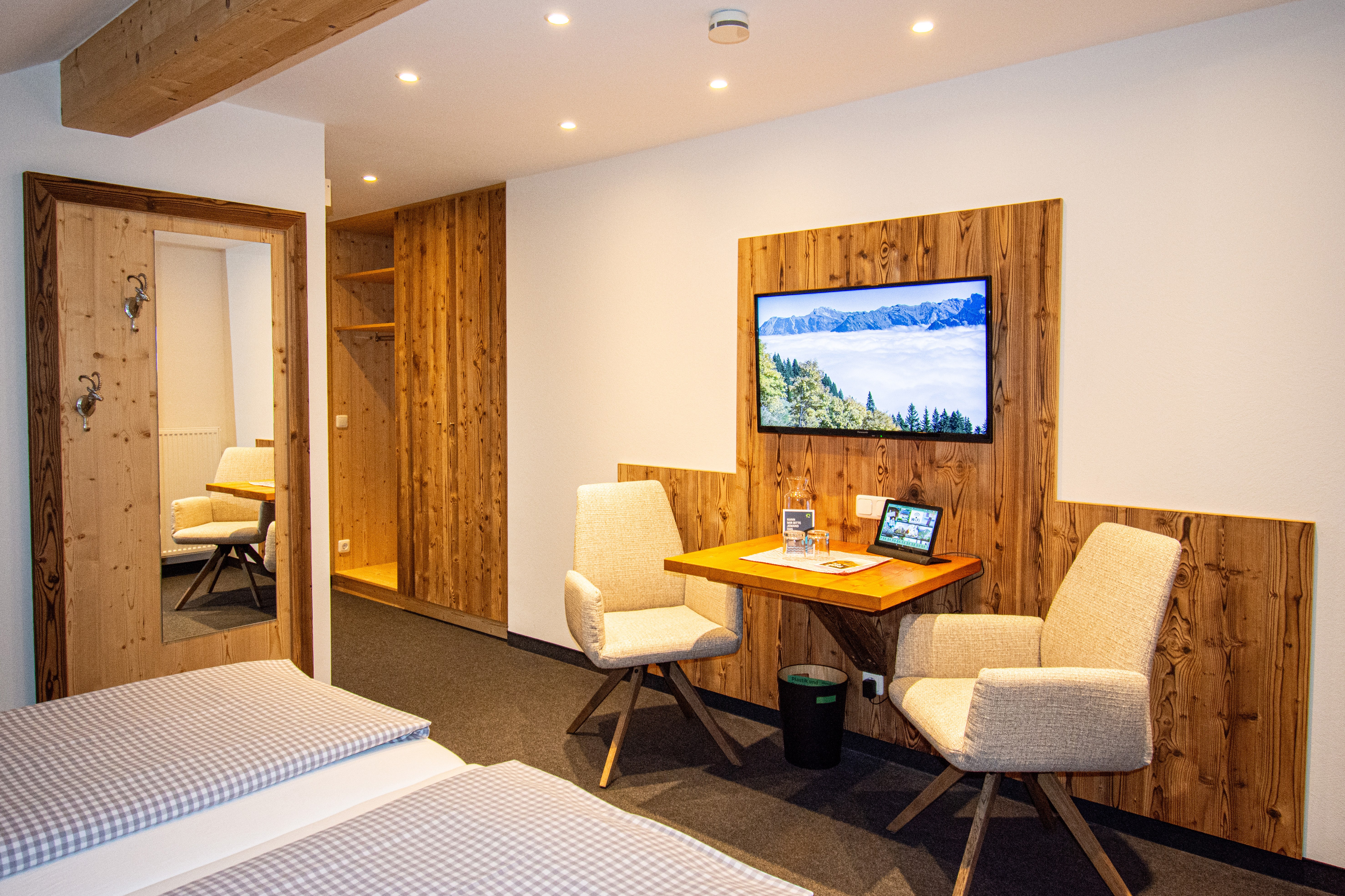 Frühstückspension: Zimmer Kategorie Bergblick - DAS KLEEMANNs - adults only