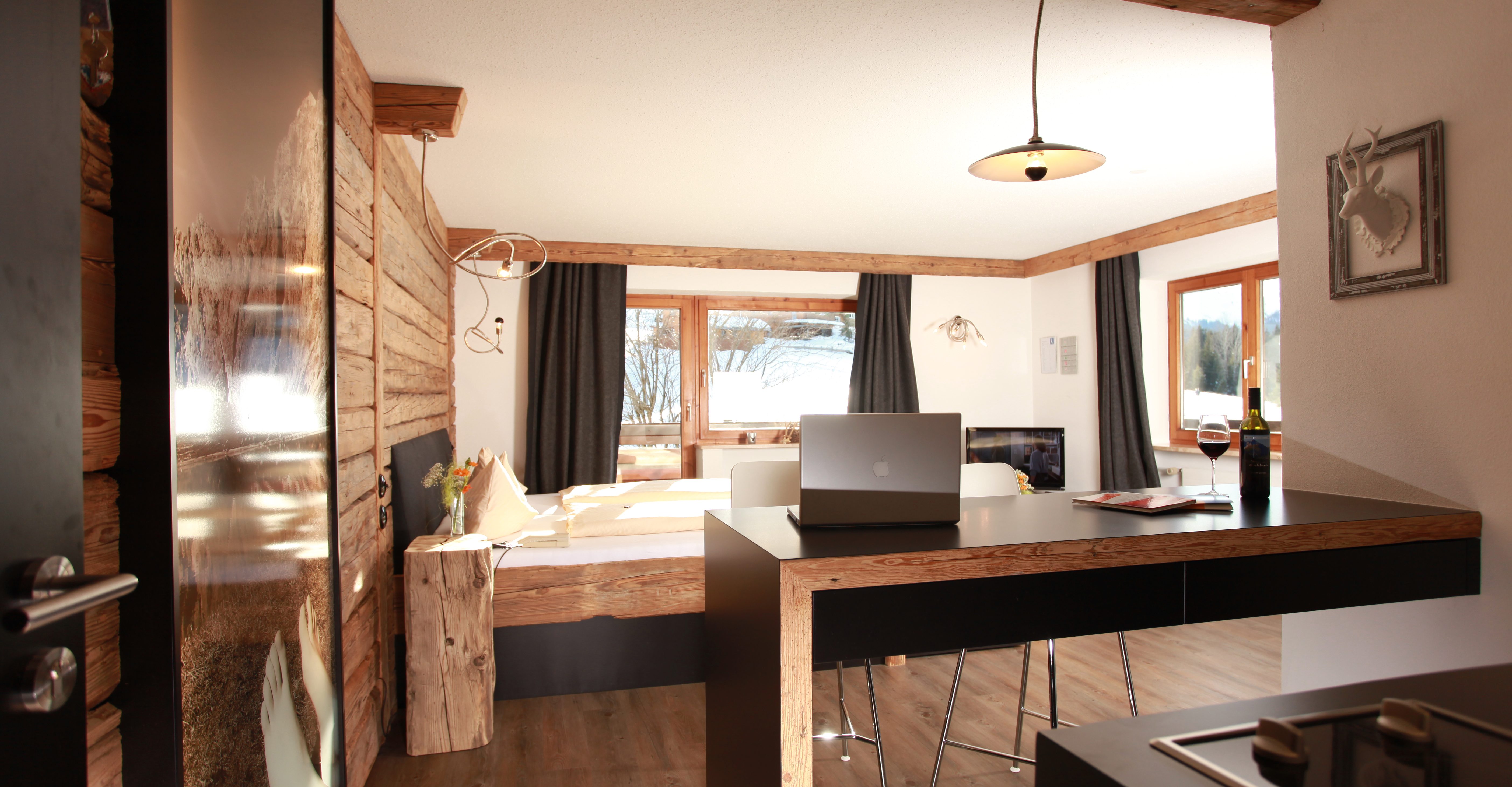 Landhaus Bromm Zimmerkategorien DZ Deluxe Gipfeltraum SCHWARZ