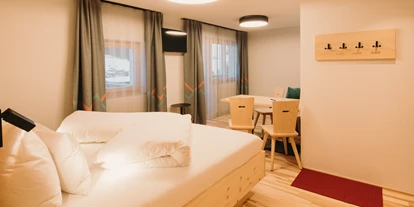 Pensionen - Parkplatz: kostenlos bei der Pension - St. Anton am Arlberg - Familienstudio "Charming Alpin" - Alpin - Studios & Suites