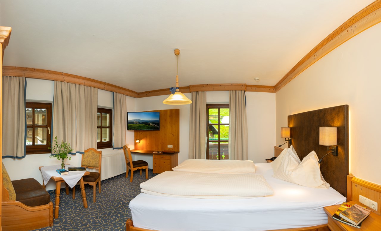 Naturhotel Huettenwirt Zimmerkategorien neu renovierte Komfortdoppelzimmer