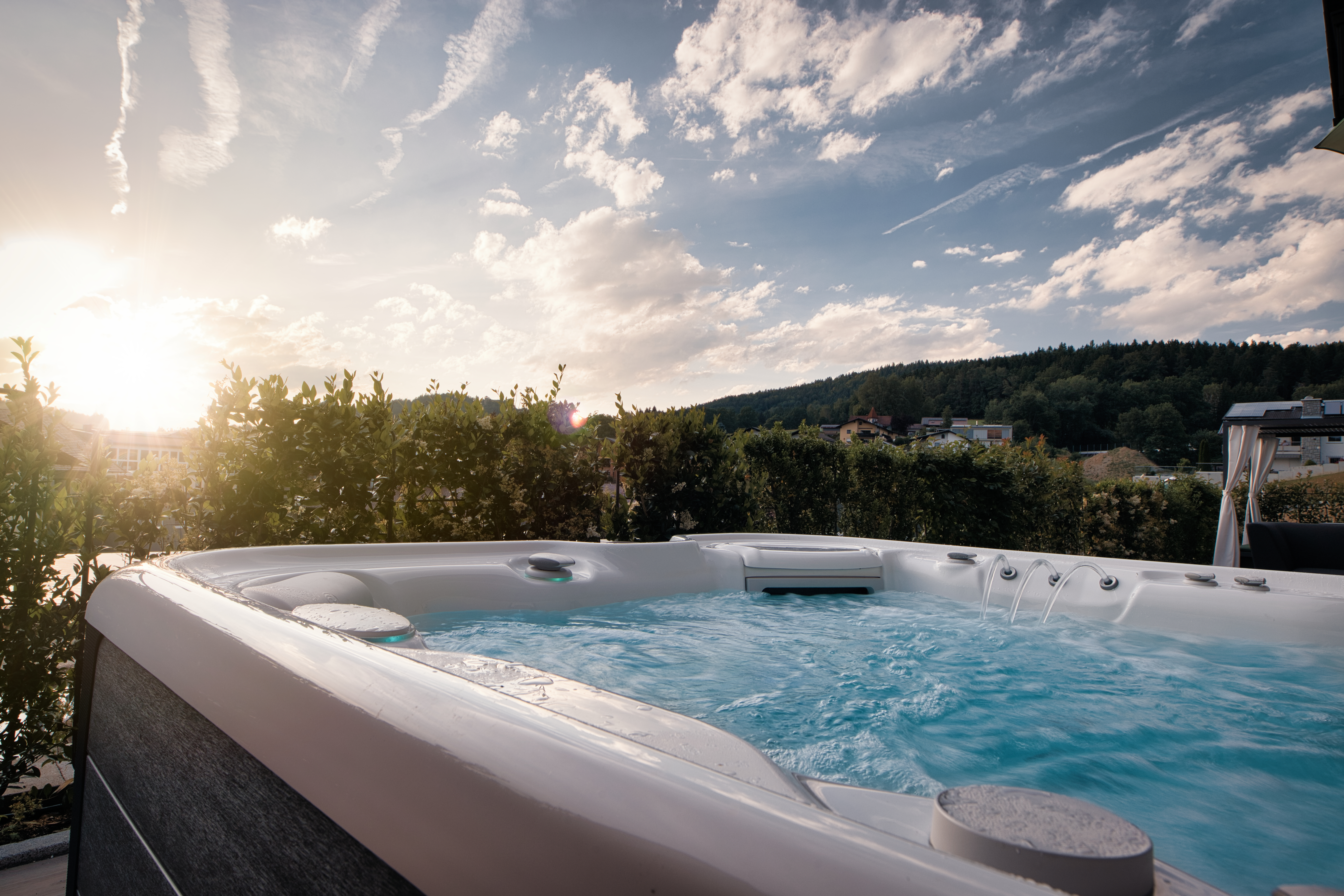 Frühstückspension: Whirlpool Ferienwohnung Luxus Chalet - Ferienwohnungen "Zum Kramerwirt"