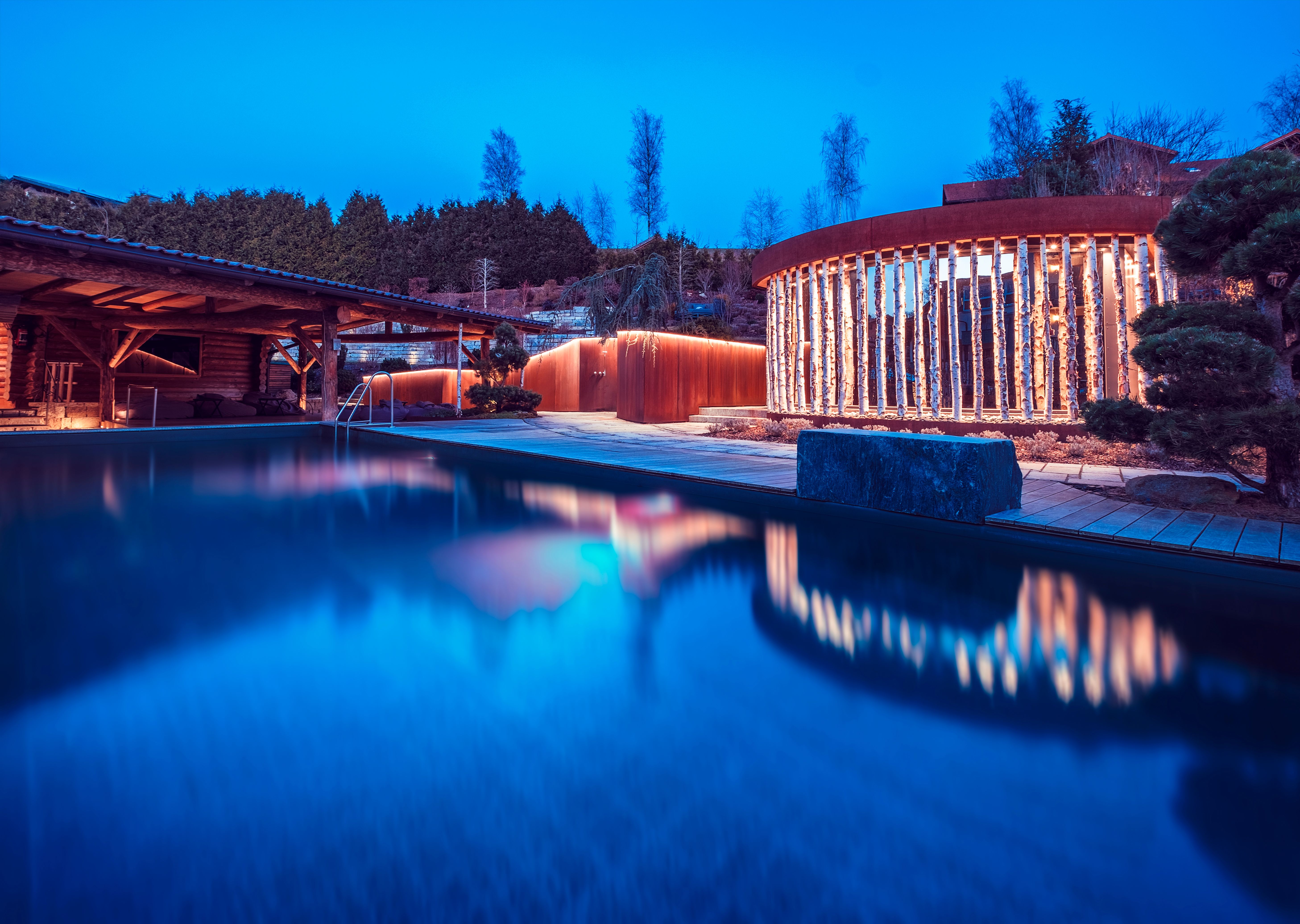 Frühstückspension: Naturbadeteich - Ferienwohnungen "Zum Kramerwirt"