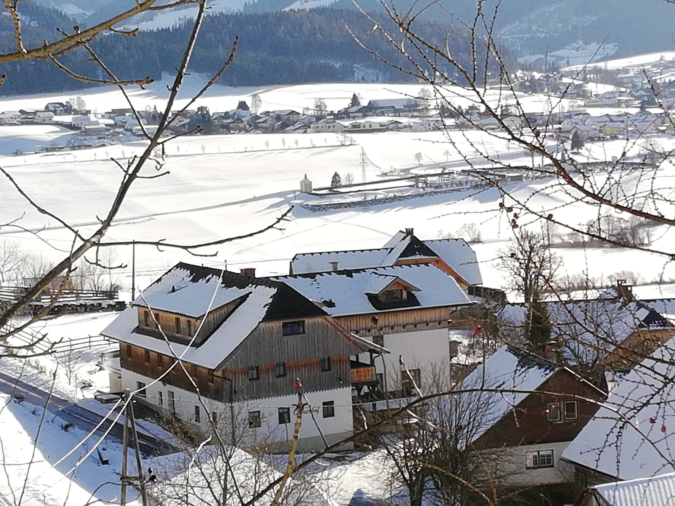 Frühstückspension: Haus im Winter - Ortnerhof Ennstal