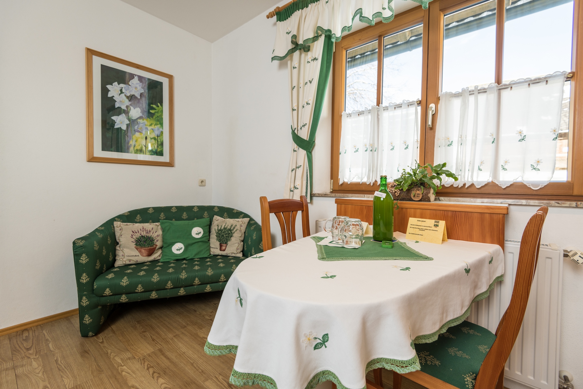Urlaub am Bauernhof Hönigshof Familie Kerschenbauer  Zimmerkategorien Ferienwohnung Heublume