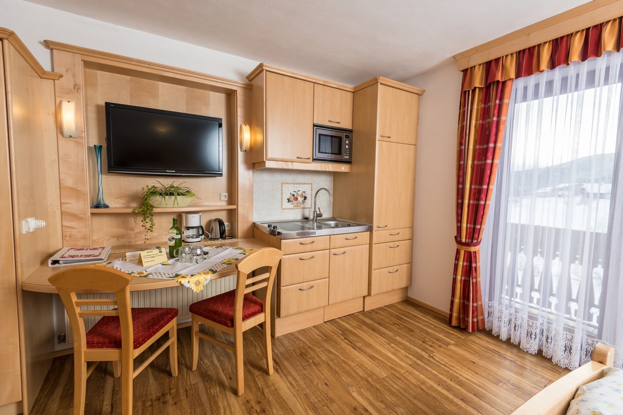 Urlaub am Bauernhof Hönigshof Familie Kerschenbauer  Zimmerkategorien Zimmer Sonnenstrahl