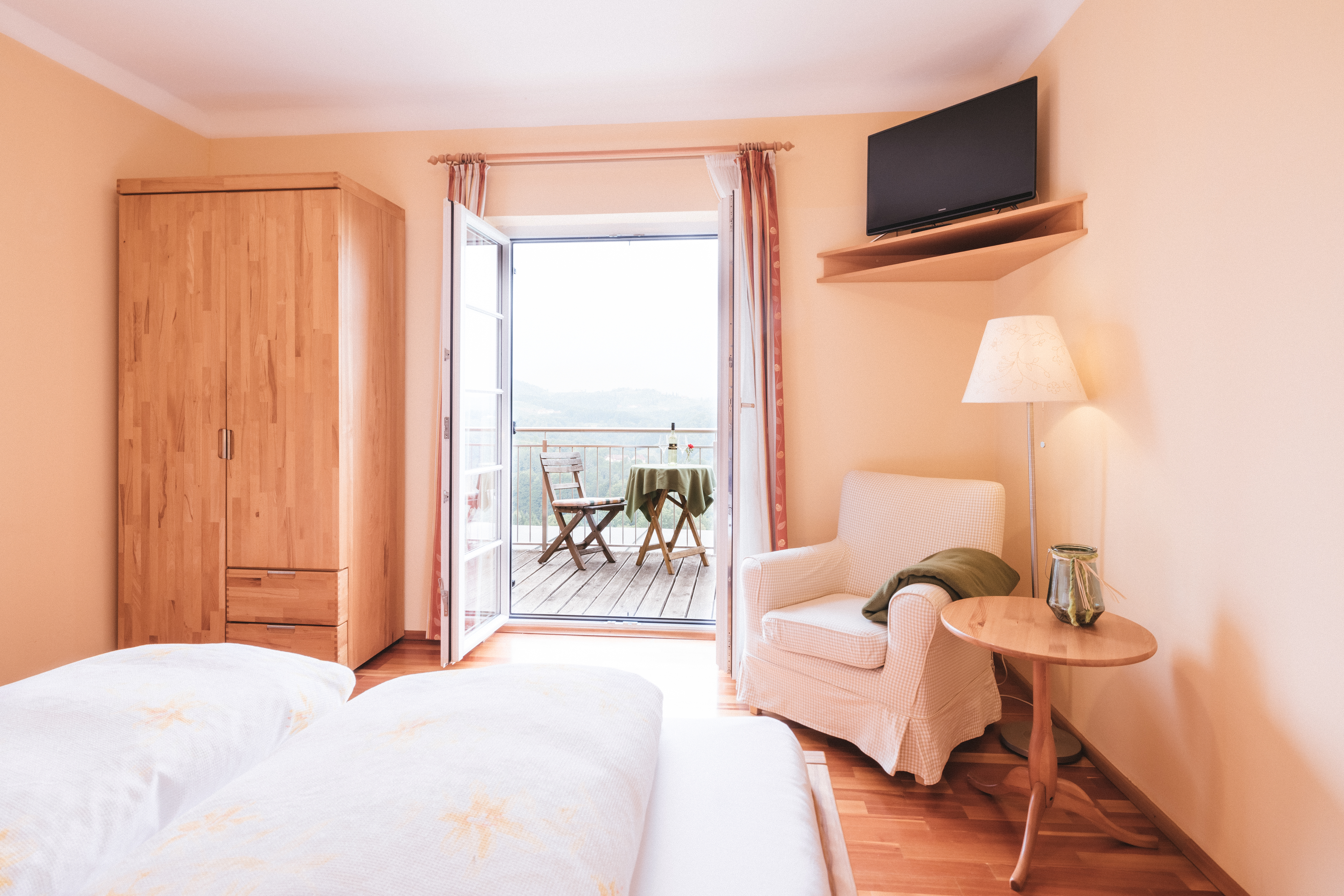 Weingut Wratschko-Merdonik Zimmerkategorien Weingartenzimmer