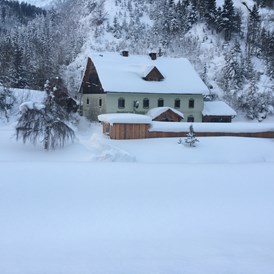 Frühstückspension: tief verschneites ruhiges Plätzchen mitten im Schnee - Gasthaus Brodjäger