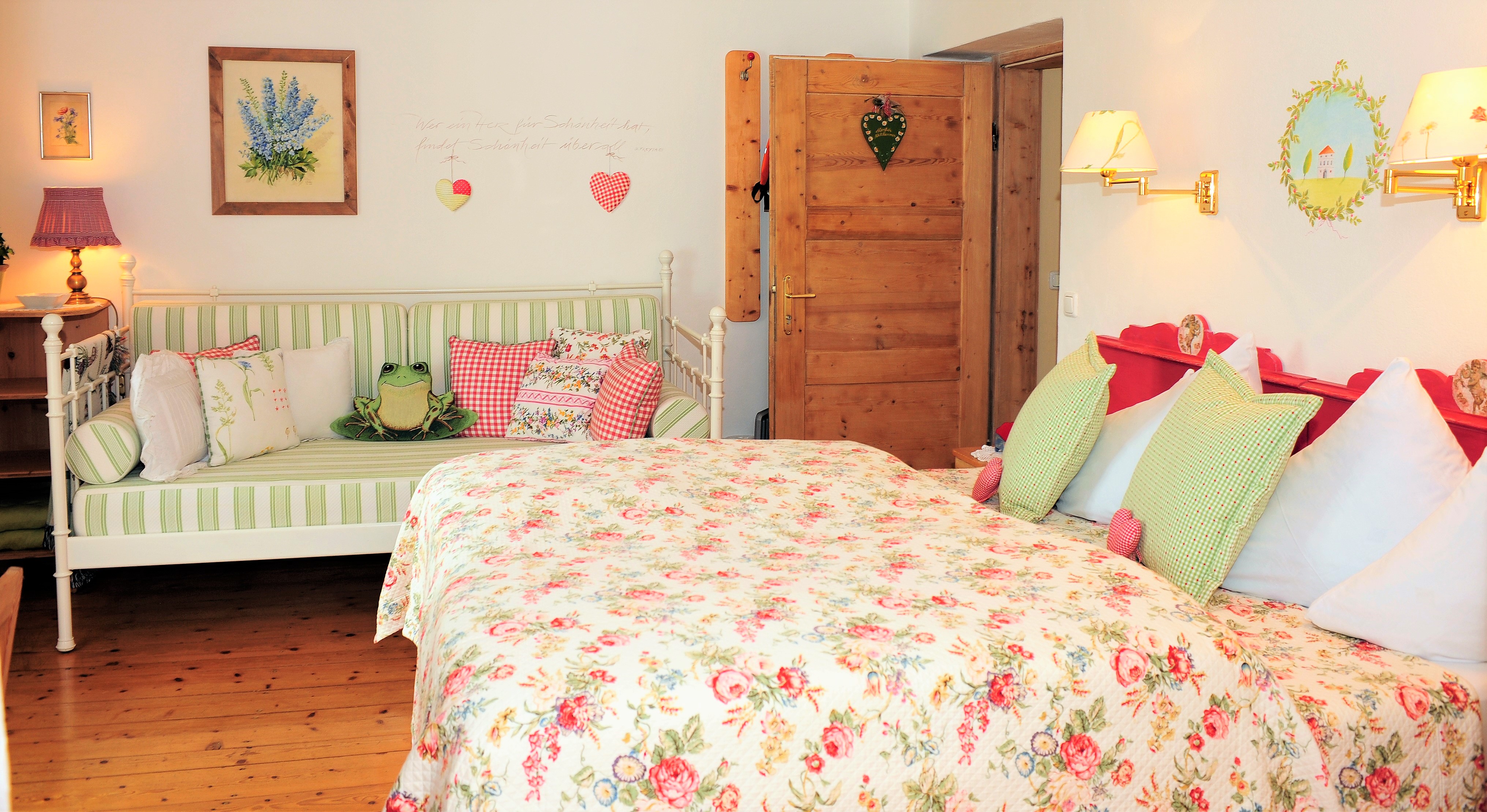 Frühstückspension: Apartment Garten Eden  - Hannas ALPENGRUSS 