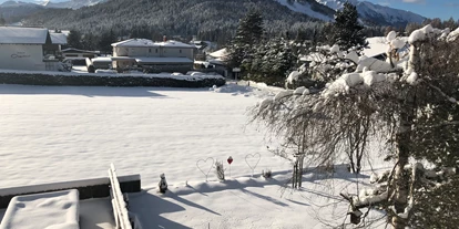 Pensionen - Parkplatz: kostenlos bei der Pension - Seefeld in Tirol - Aussicht App. Poesie - Hannas ALPENGRUSS